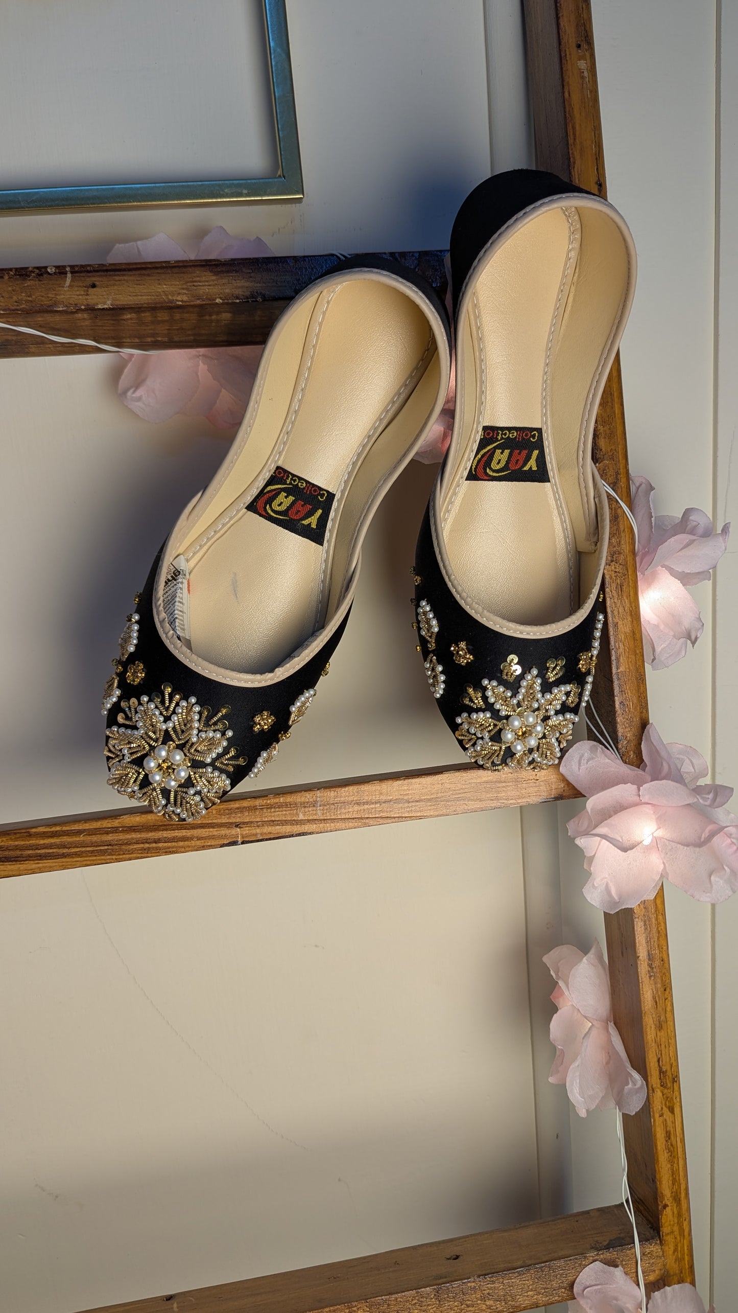 Ladies Fancy Khussa K/11