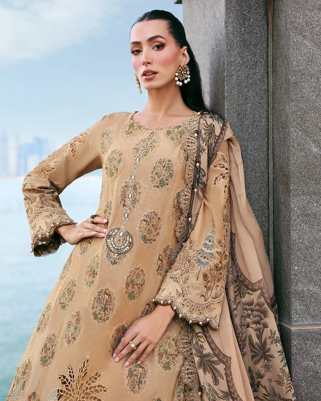 MARIA B LUXURY 3 Piece Embroidered Lawn Suit (Unstitched)