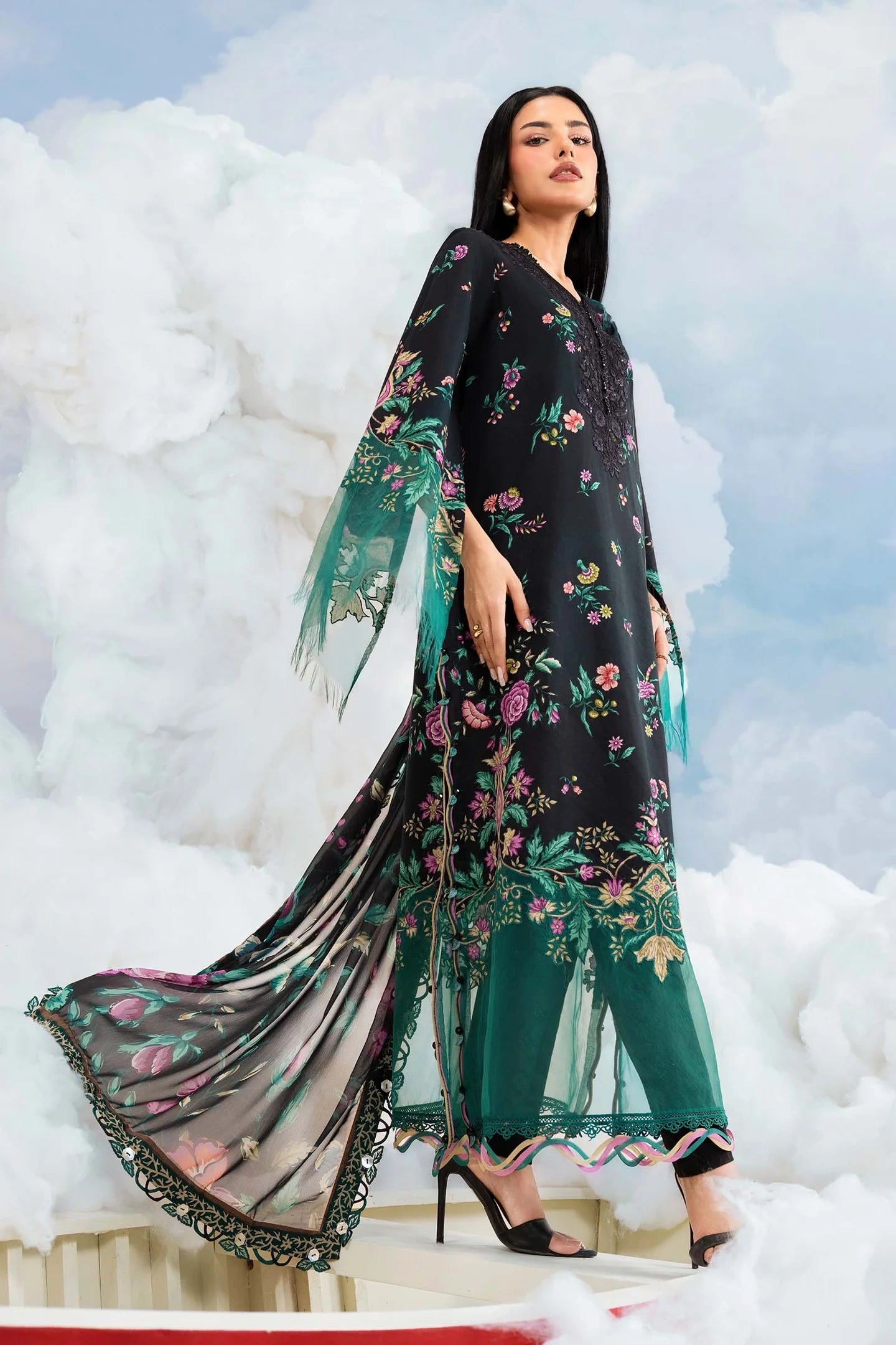 MariaB MBasics-Embroidered Lawn 3 Piece Unstitched Suit with Chiffon Dupatta (D01B)