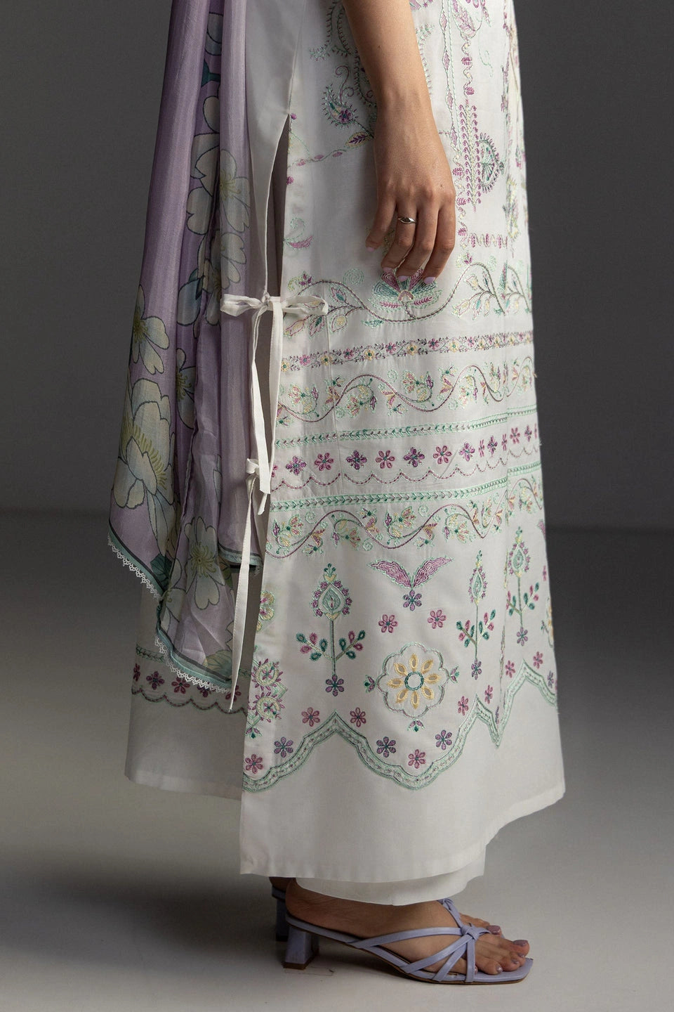 Coco By Zara Shahjahan Lawn 2026 – 3-Piece Embroidered Lawn Suit (Unstitched)VEYA-7A