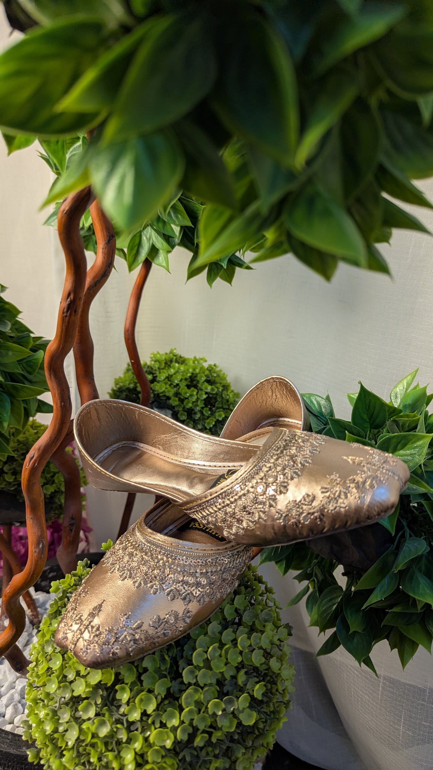 Ladies Fancy Khussa K/14