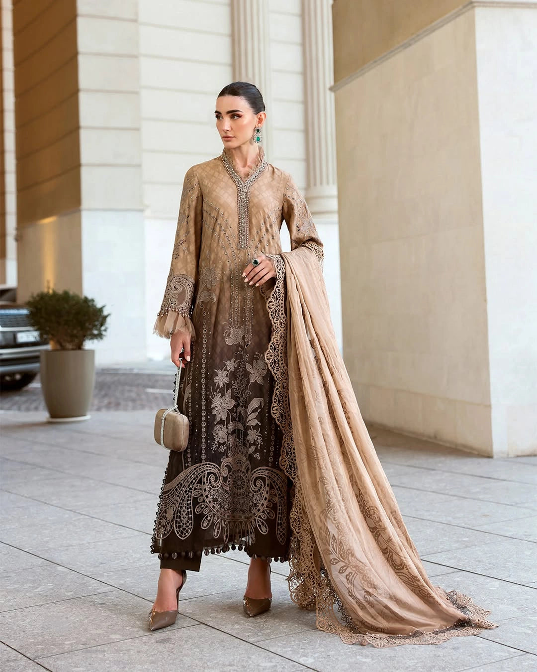 MARIA B LUXURY 3 Piece Embroidered Lawn Suit (Unstitched)