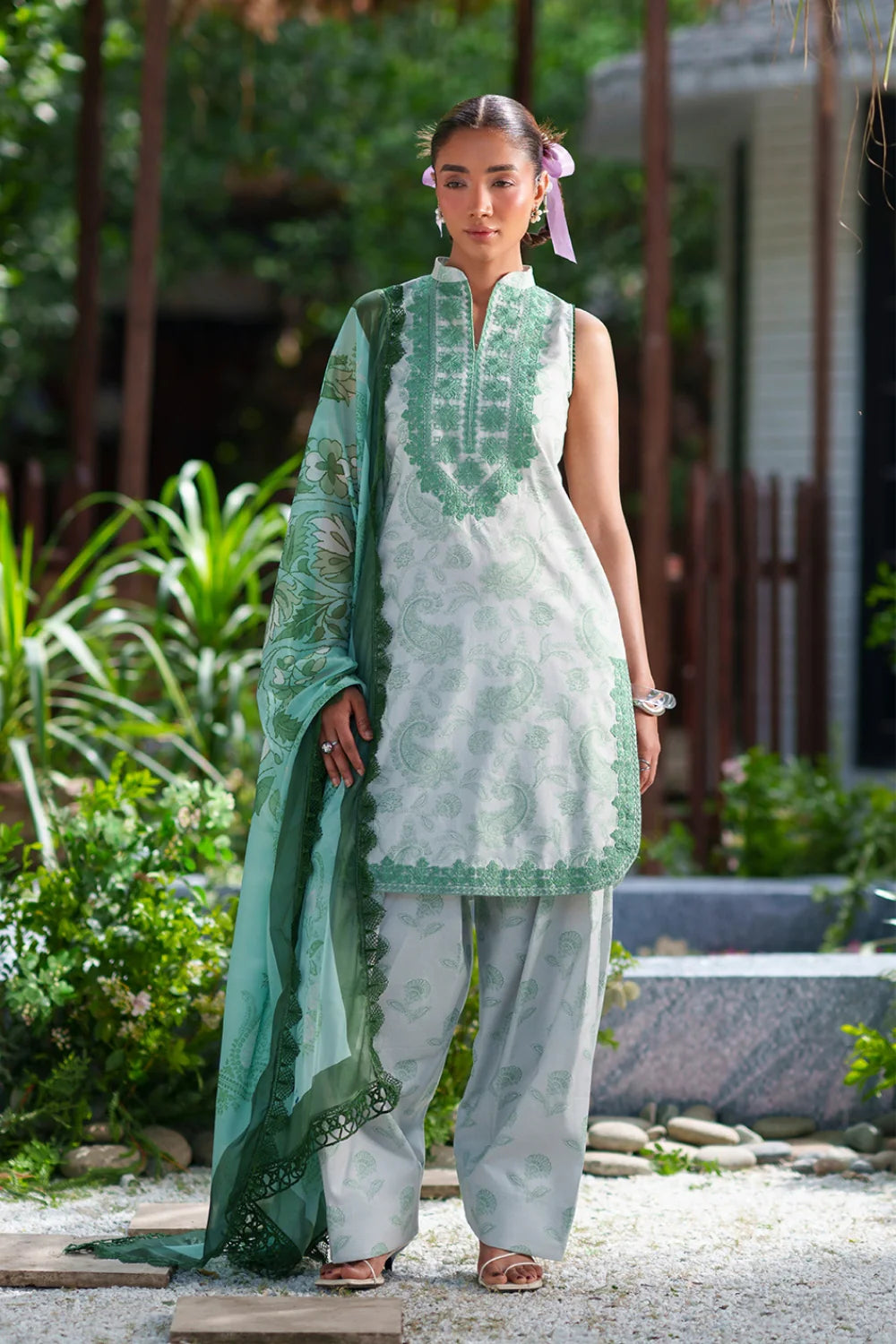 Laanem by Saira Rizwan Unstitched Embroidered Lawn 3 Piece Suit (ZAREEN-B)