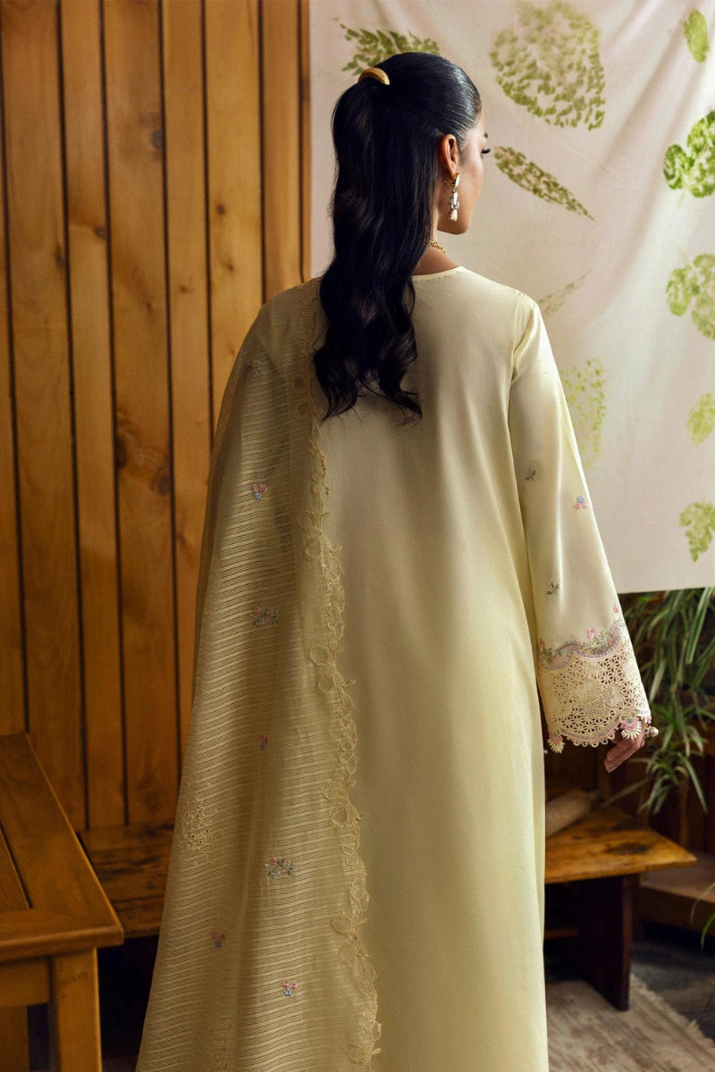 Qalamkar Qlinekari Inlays – Chikankari Embroidered Lawn Ready to Wear (DC #04)