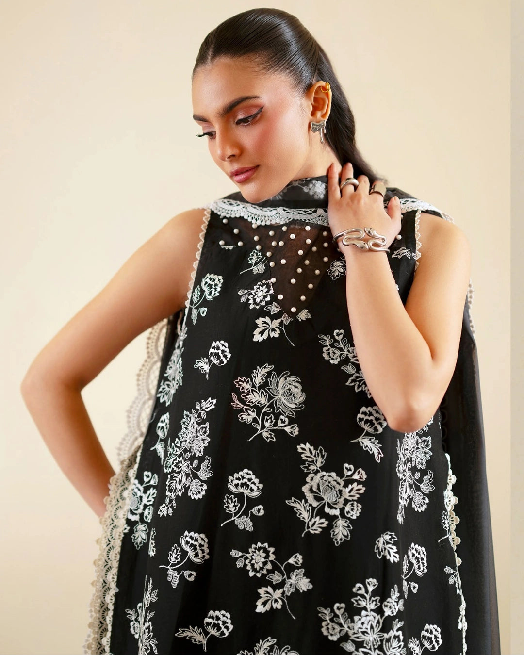 Ember lawn 26 by mahnur EM-003 |Unstitched|