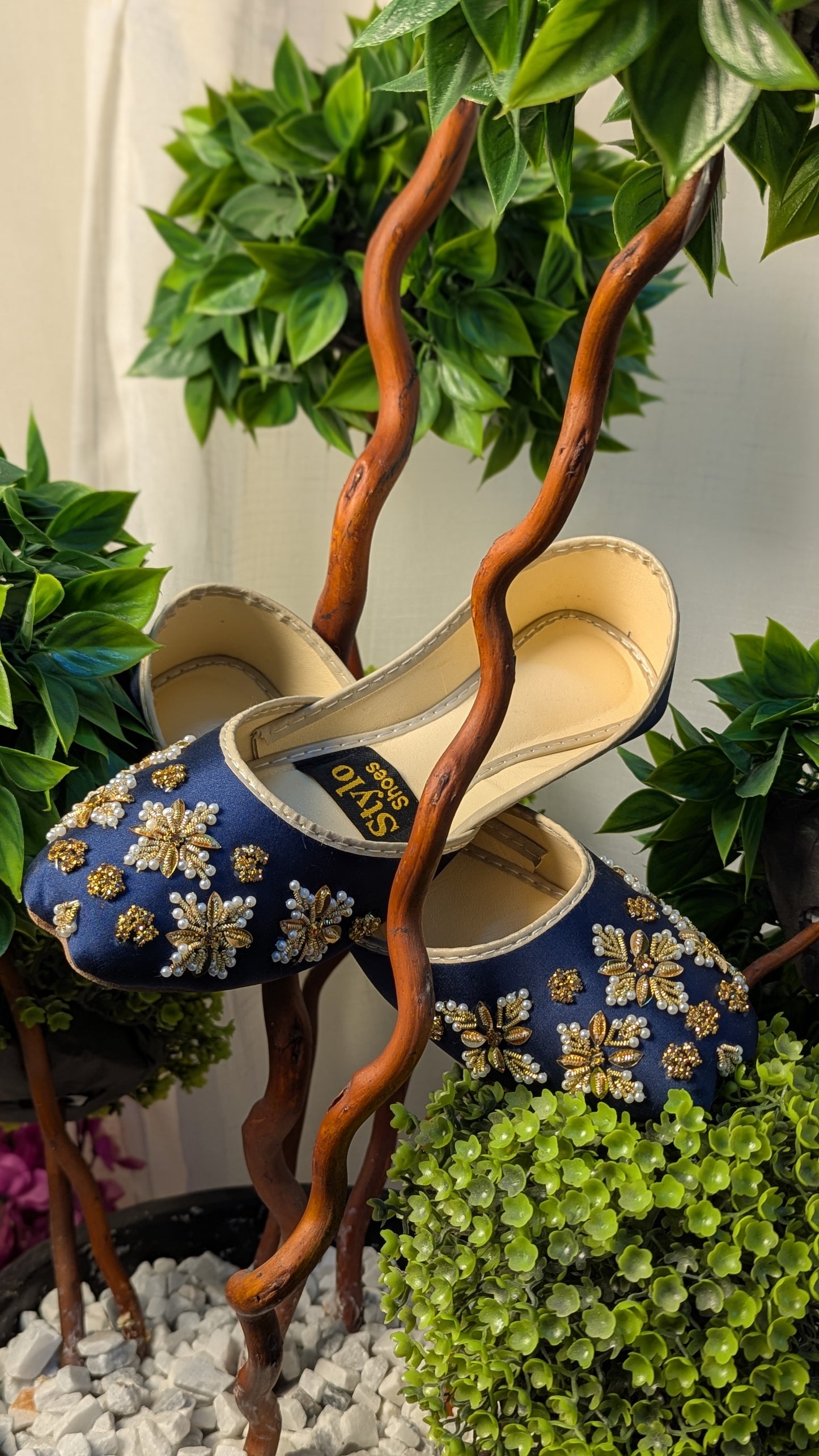 Ladies Fancy Khussa K/16