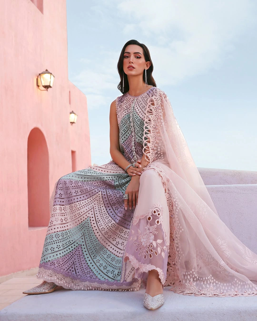 MARIA B LUXURY 3 Piece Embroidered Lawn Suit (Unstitched)