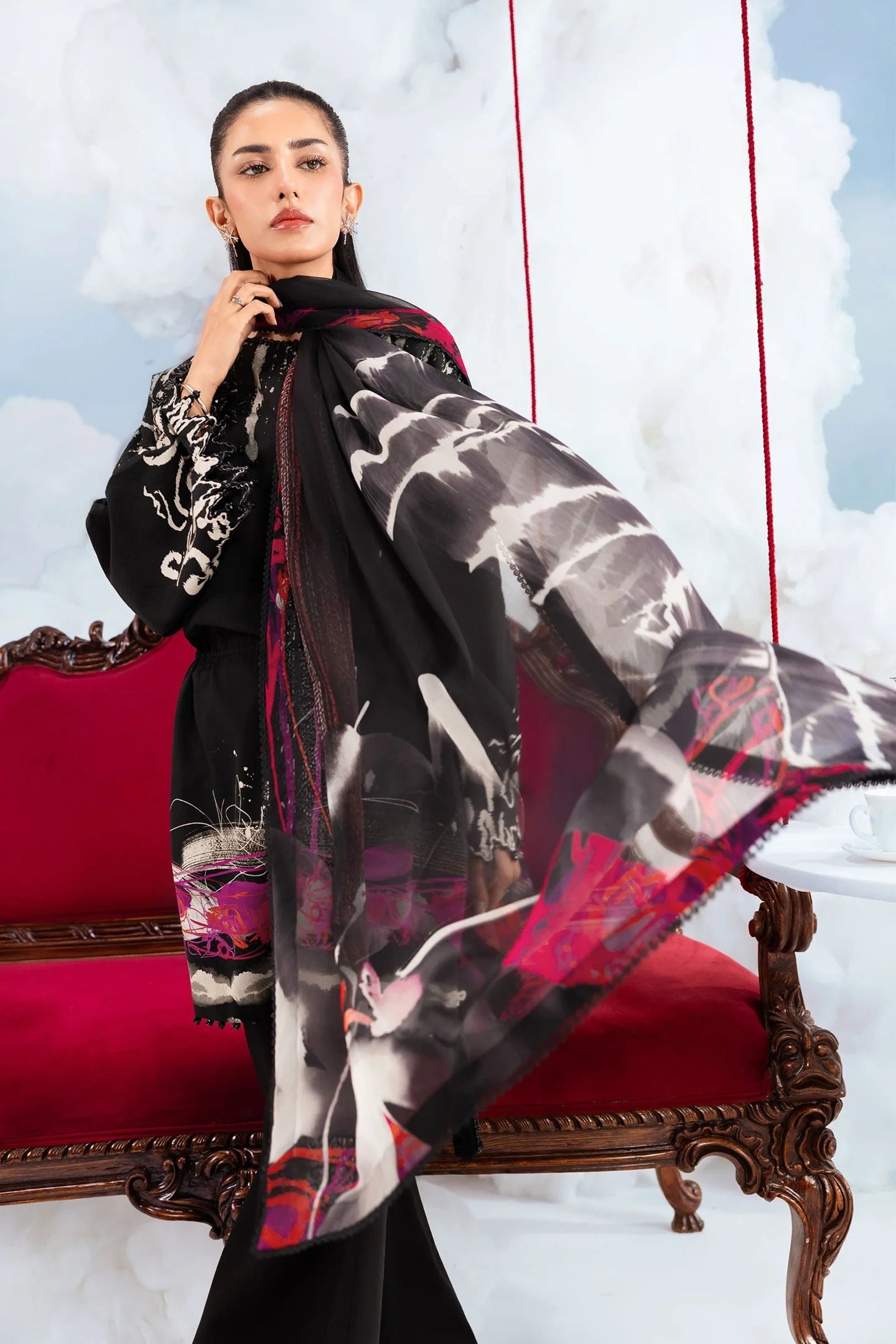 MariaB MBasics-Embroidered Lawn 3 Piece Unstitched Suit with Chiffon Dupatta (D06A)