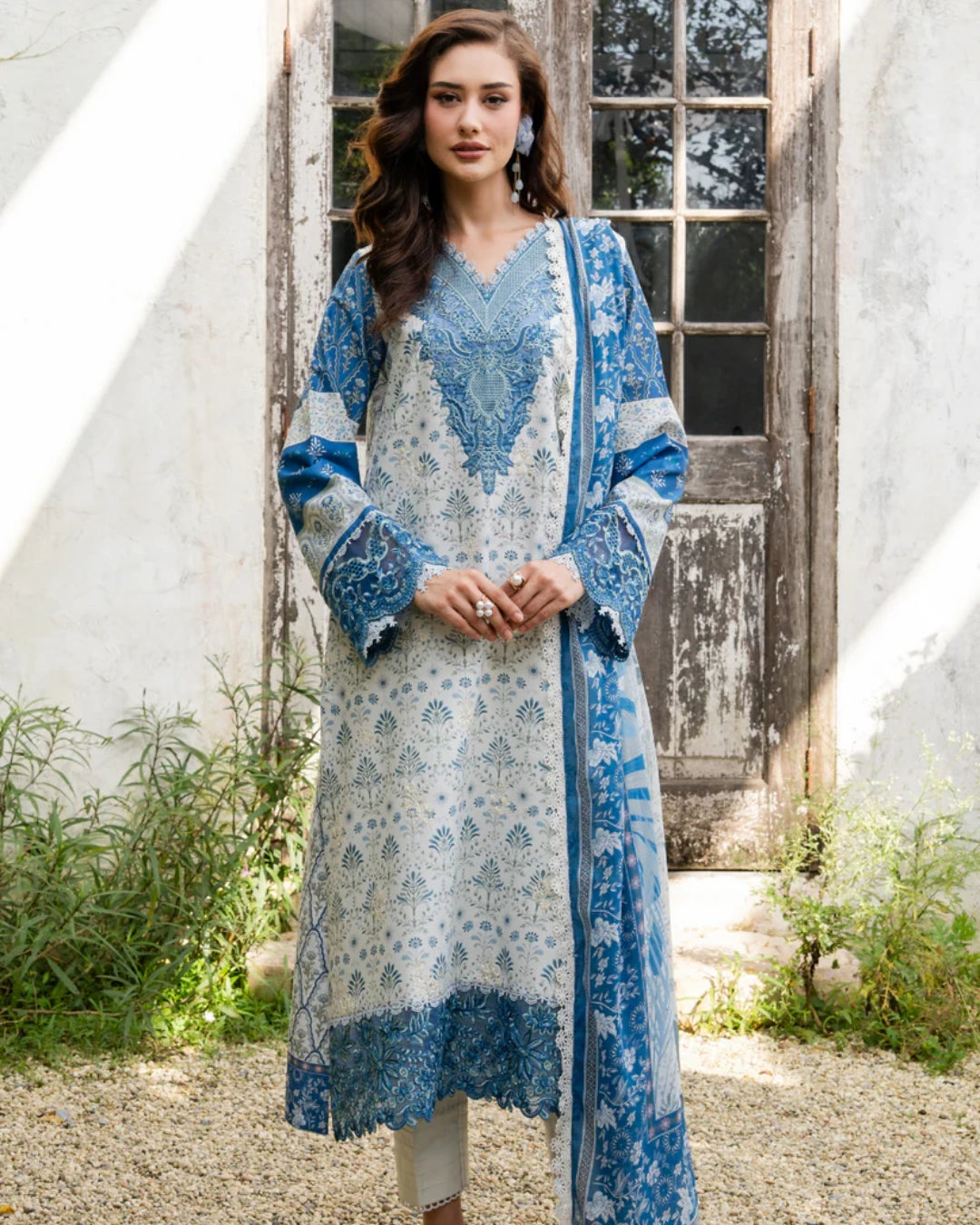 Aabyaan Shezlin Chikankari Lawn 2026 – Embroidered 3 Piece Suit (Unstitched) AZ-05