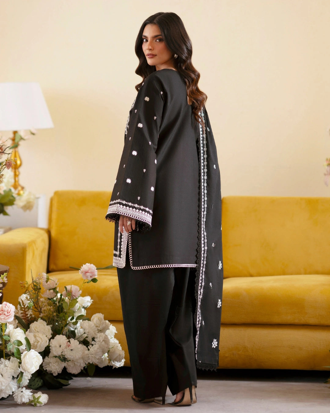 Ember lawn 26 by mahnur stitched (EM-006)