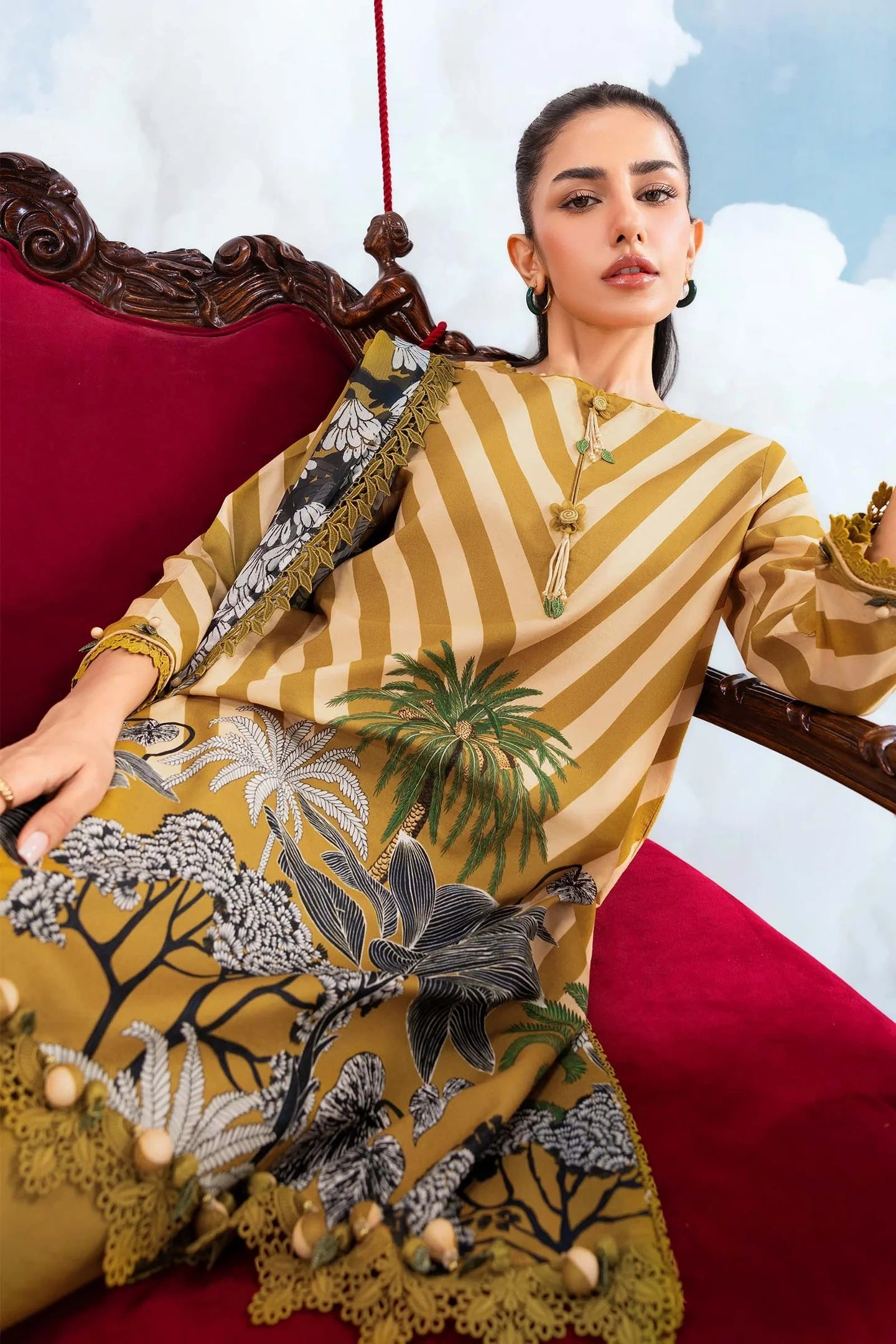 MariaB MBasics-Embroidered Lawn 3 Piece Unstitched Suit with Chiffon Dupatta (D08A)