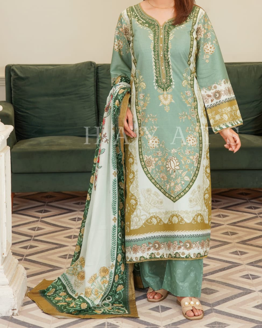 Hayat Luxury Printed 3 Piece Stitched Suit