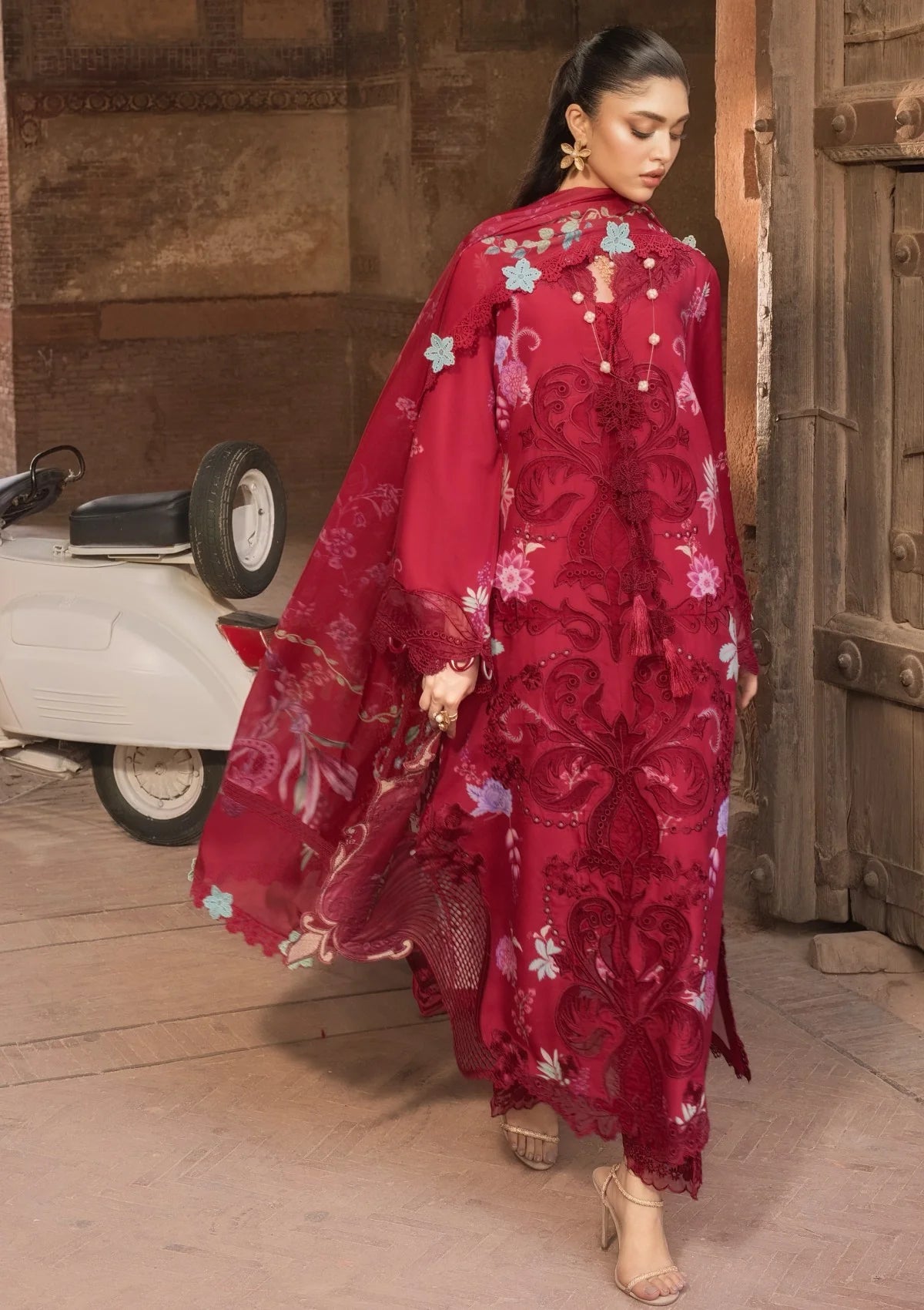 Saira Shakira by Bloom Unstitched Suite Lawn 26 (ZELIE 4-B)