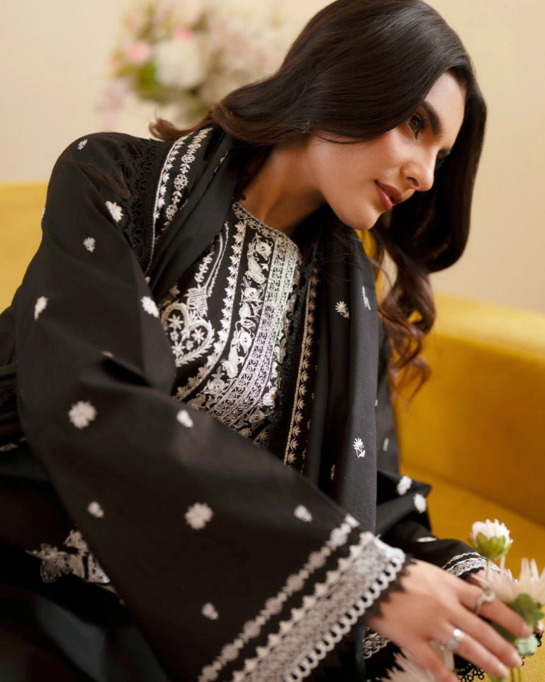 Ember lawn 26 by mahnur stitched (EM-006)