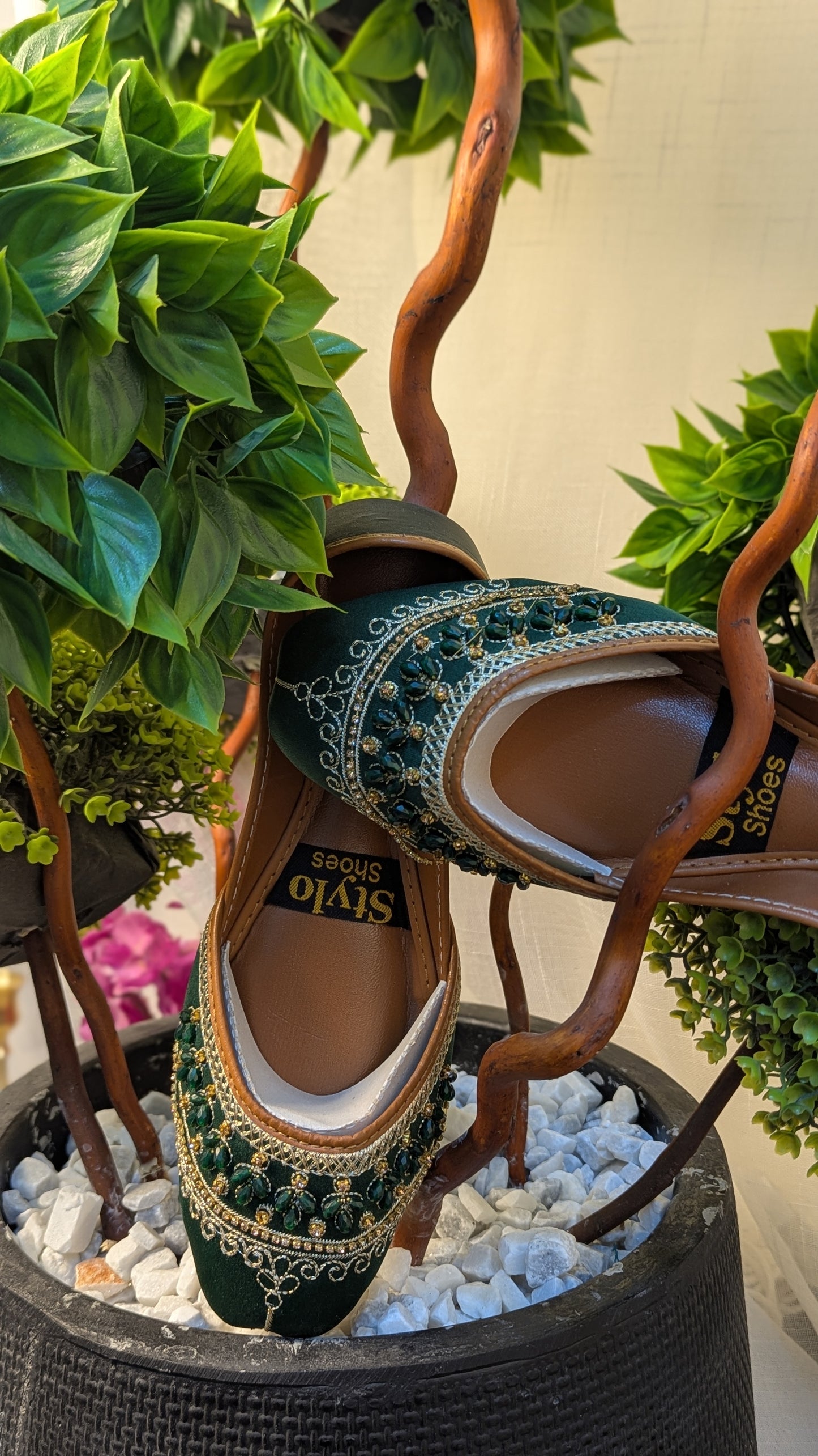 Ladies Fancy Khussa K/19
