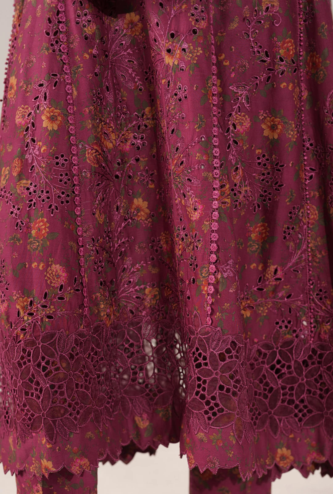 IZNIK Luxury Lawn Collection – SS-01 | 12-Piece Set in Deep Fuchsia