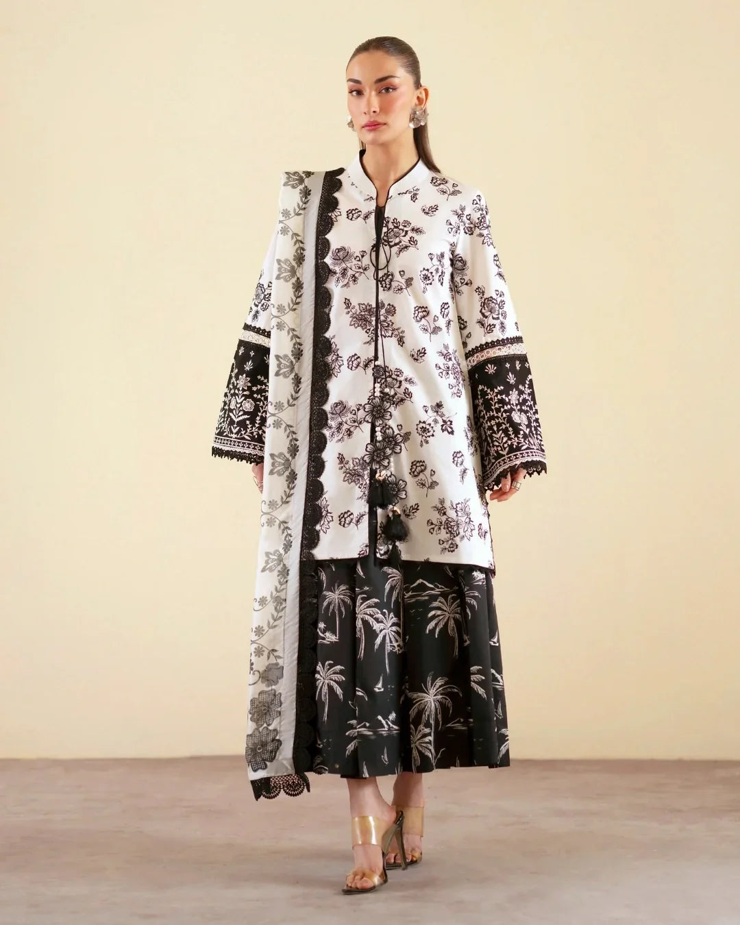 Ember lawn 26 by mahnur stitched (EM-005)