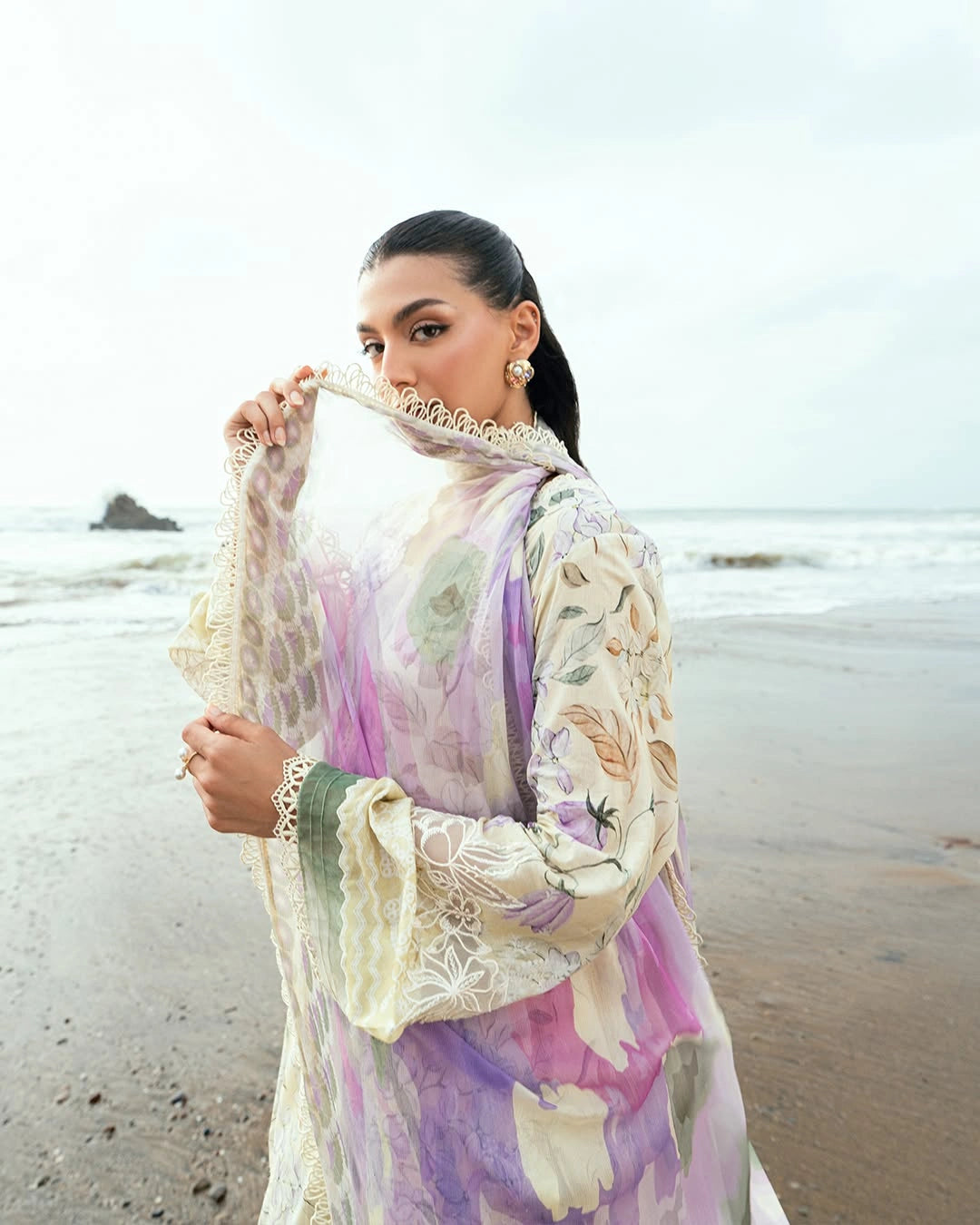 Gardenia by Nurèh – Embroidered & Printed Lawn 3 Piece Suit with Chiffon Dupatta (NSG-197)