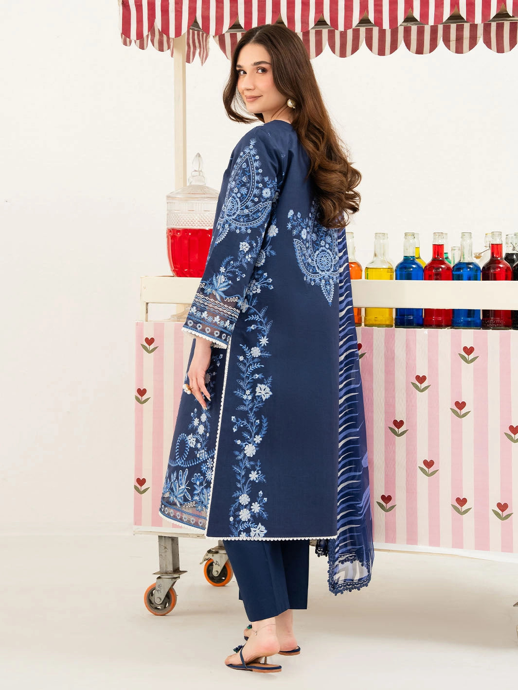 Annaya by Mahnur |  Embroidered Lawn Unstitched 3-Piece Suit A-018