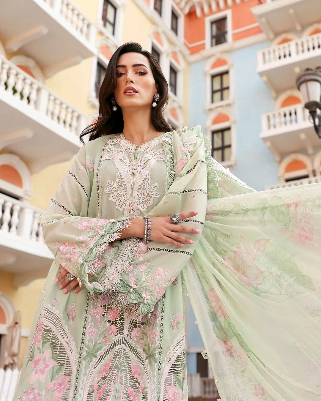 MARIA B LUXURY 3 Piece Embroidered Lawn Suit (Unstitched)