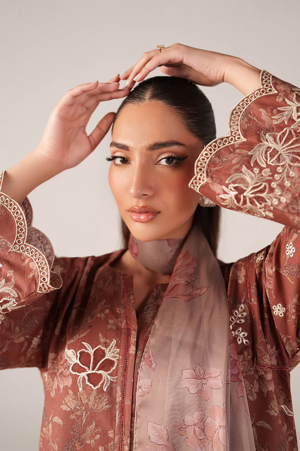 Iznik spring summer Rust Embroidered Lawn 3 Piece stitched Suit (SS-02)