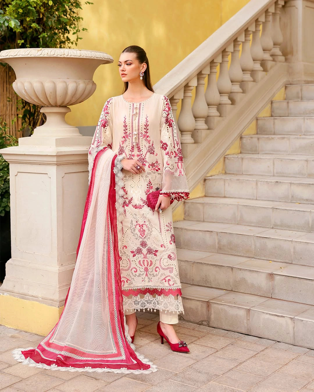 MARIA B LUXURY 3 Piece Embroidered Lawn Suit (Unstitched)