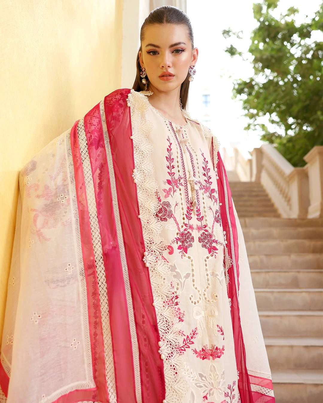 MARIA B LUXURY 3 Piece Embroidered Lawn Suit (Unstitched)