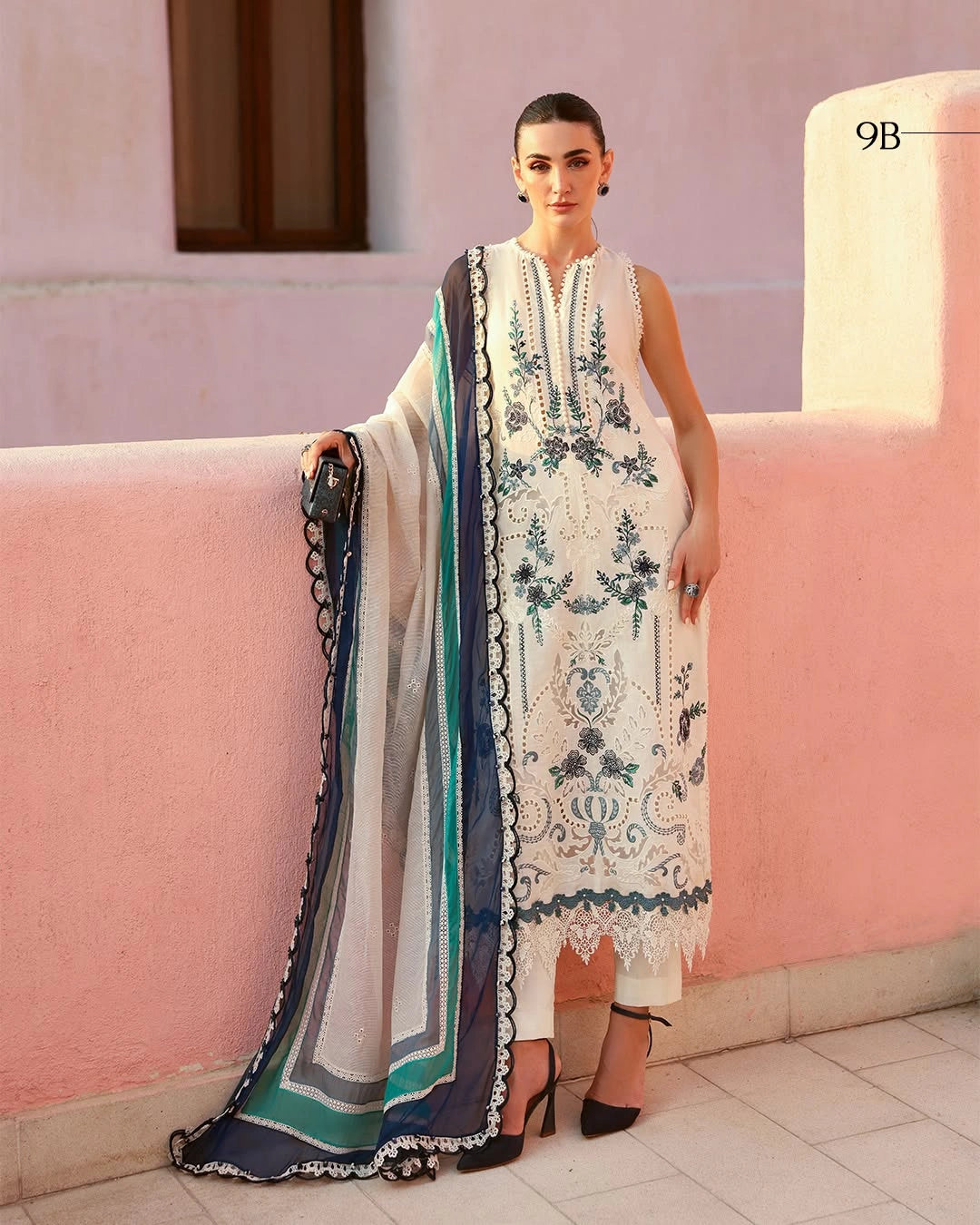 MARIA B LUXURY 3 Piece Embroidered Lawn Suit (Unstitched)