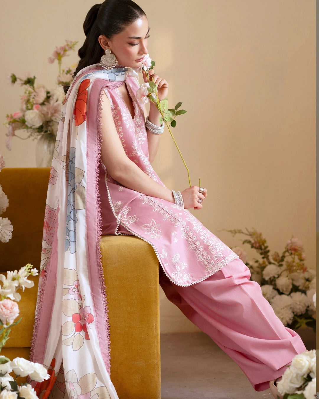 Ember lawn 26 by mahnur stitched (EM-007)