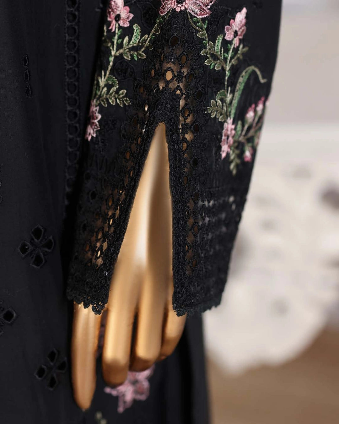 HZ Muse-Embroidered 3 Piece Outfit Stitched Suite BLACK (CSE-3P-213)