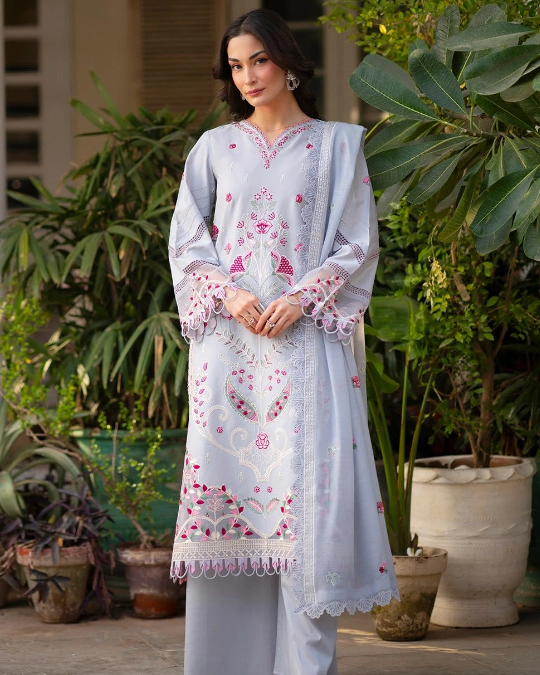 Ember lawn 26 by mahnur stitched (EM-008)
