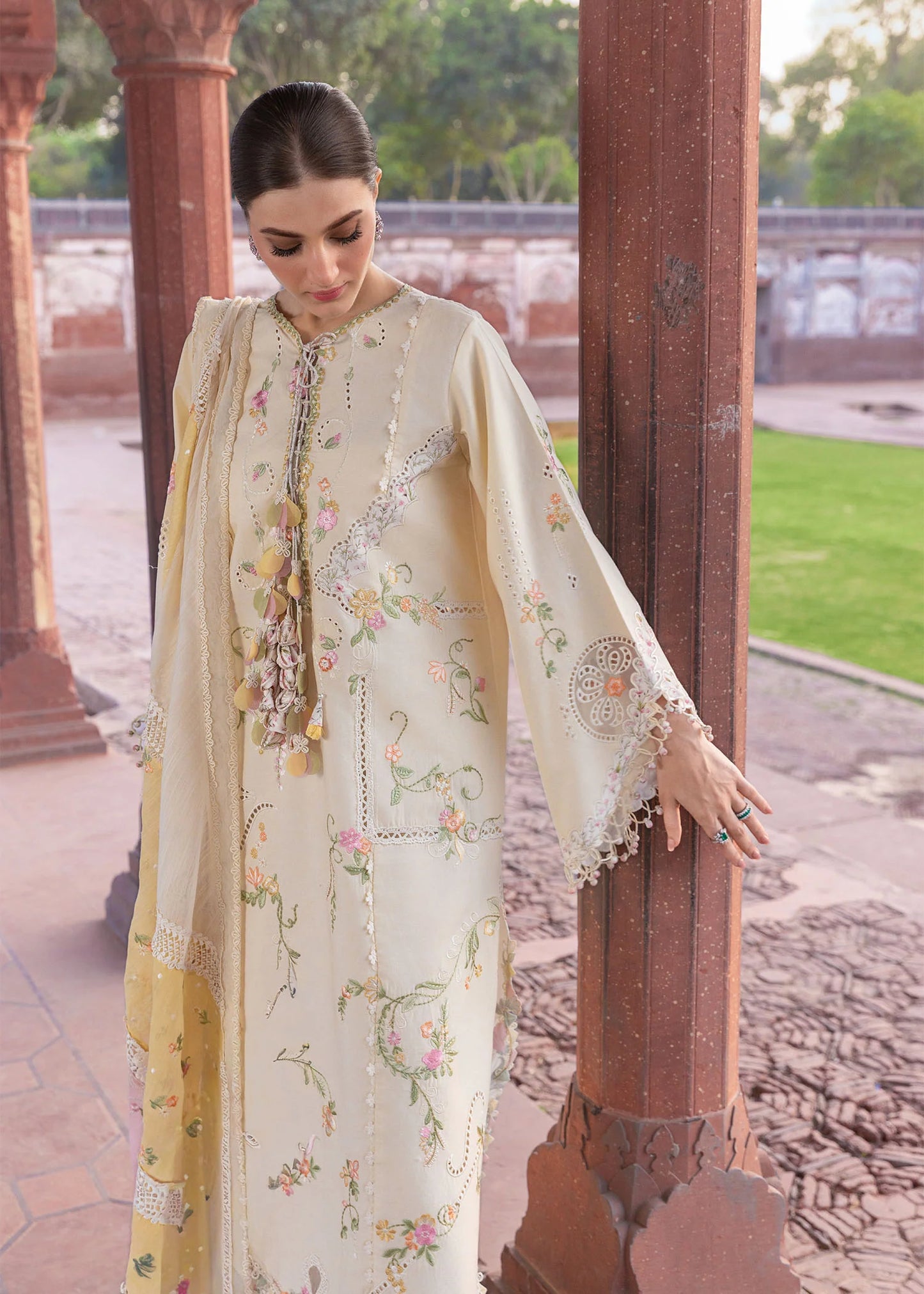 Flow By Crimson Unstitched Embroidered 3 Piece Suit Manifested Meadows - D7A (Ivory)