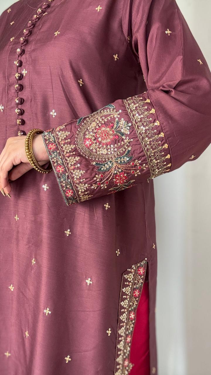 Amna Khurram – Premium Viscose Embroidered 3 Piece Suit with Chiffon Dupatta