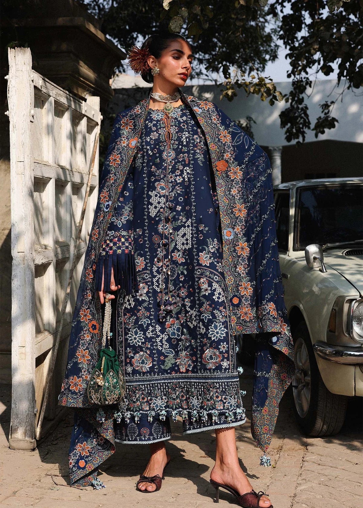 Hussain Rehar Luxury Lawn by Amalfi – 3 Piece Unstitched Suit