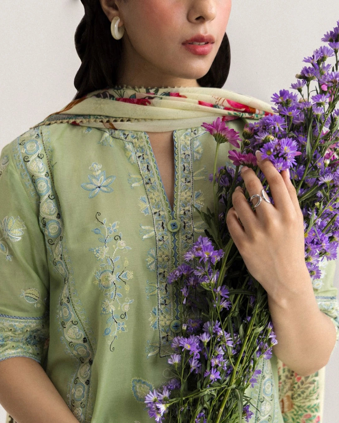 Coco By Zara Shahjahan Embroidered Lawn 3-Piece Unstitched Suit (Noa-5B)