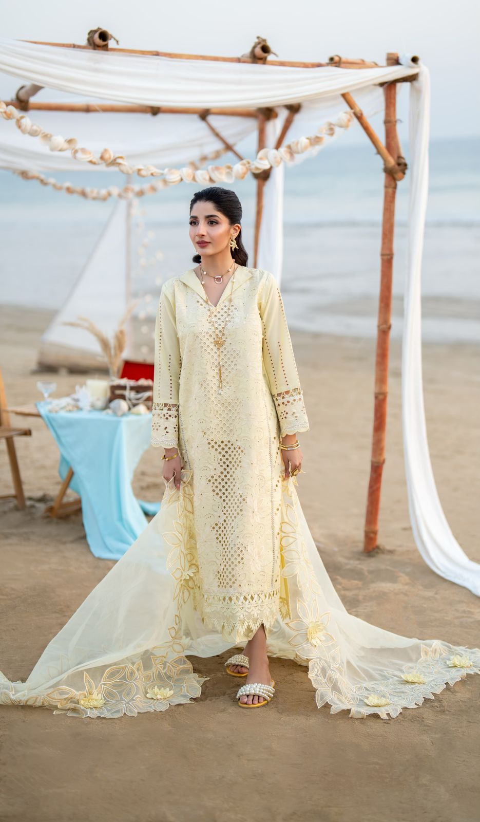 Aabyaan Sofina As-07 Saagar Luxury Festive Lawn 25'