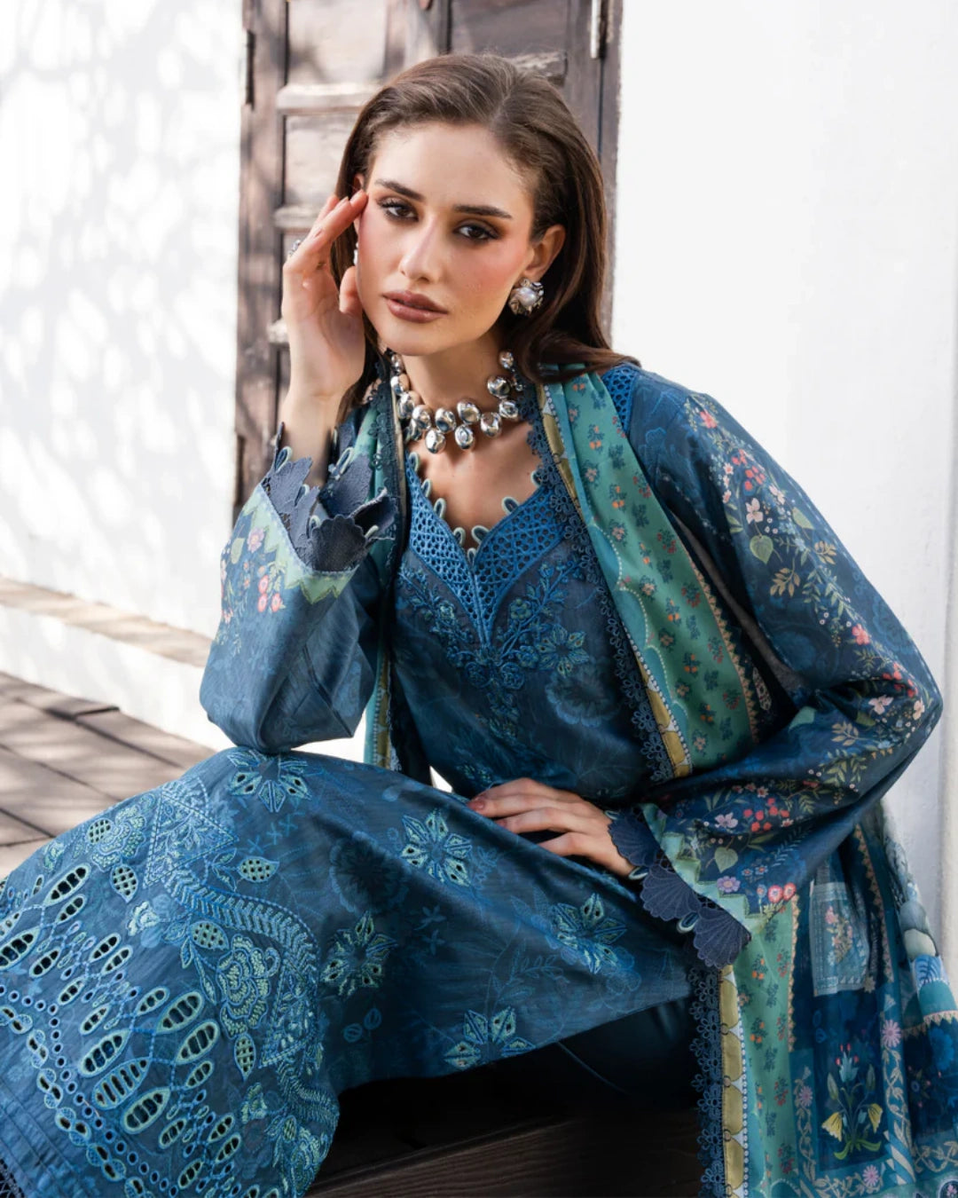 Aabyaan Shezlin Chikankari Lawn 2026 – Embroidered 3 Piece Suit (Unstitched) AZ-08