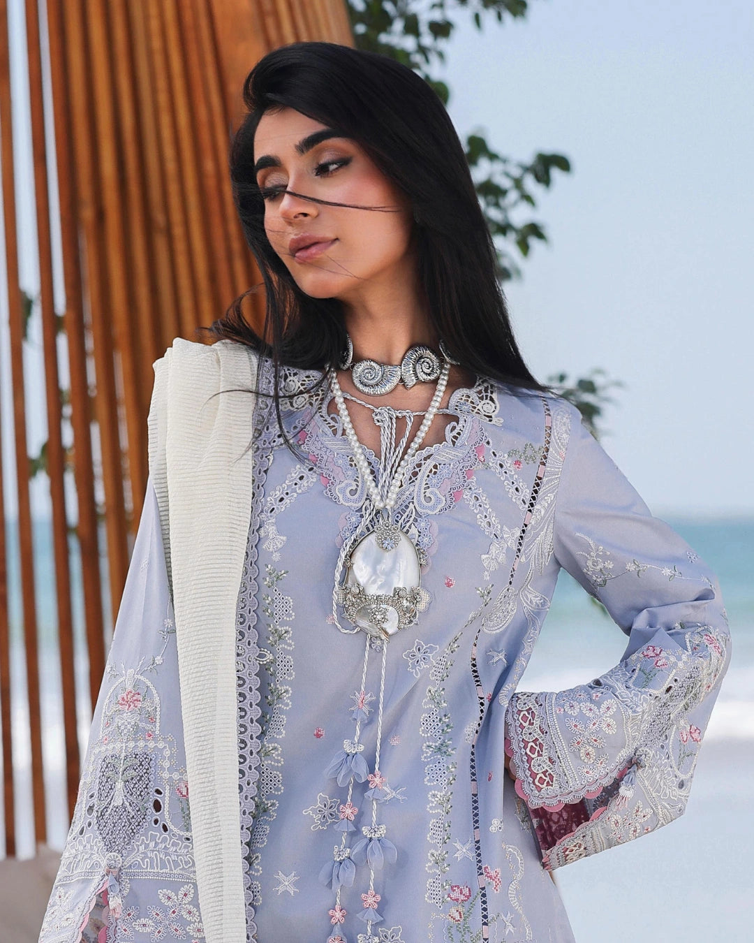 Qalamkar 3-Piece Chikankari Embroidered Luxury Lawn Suit (Unstitched) SA #08