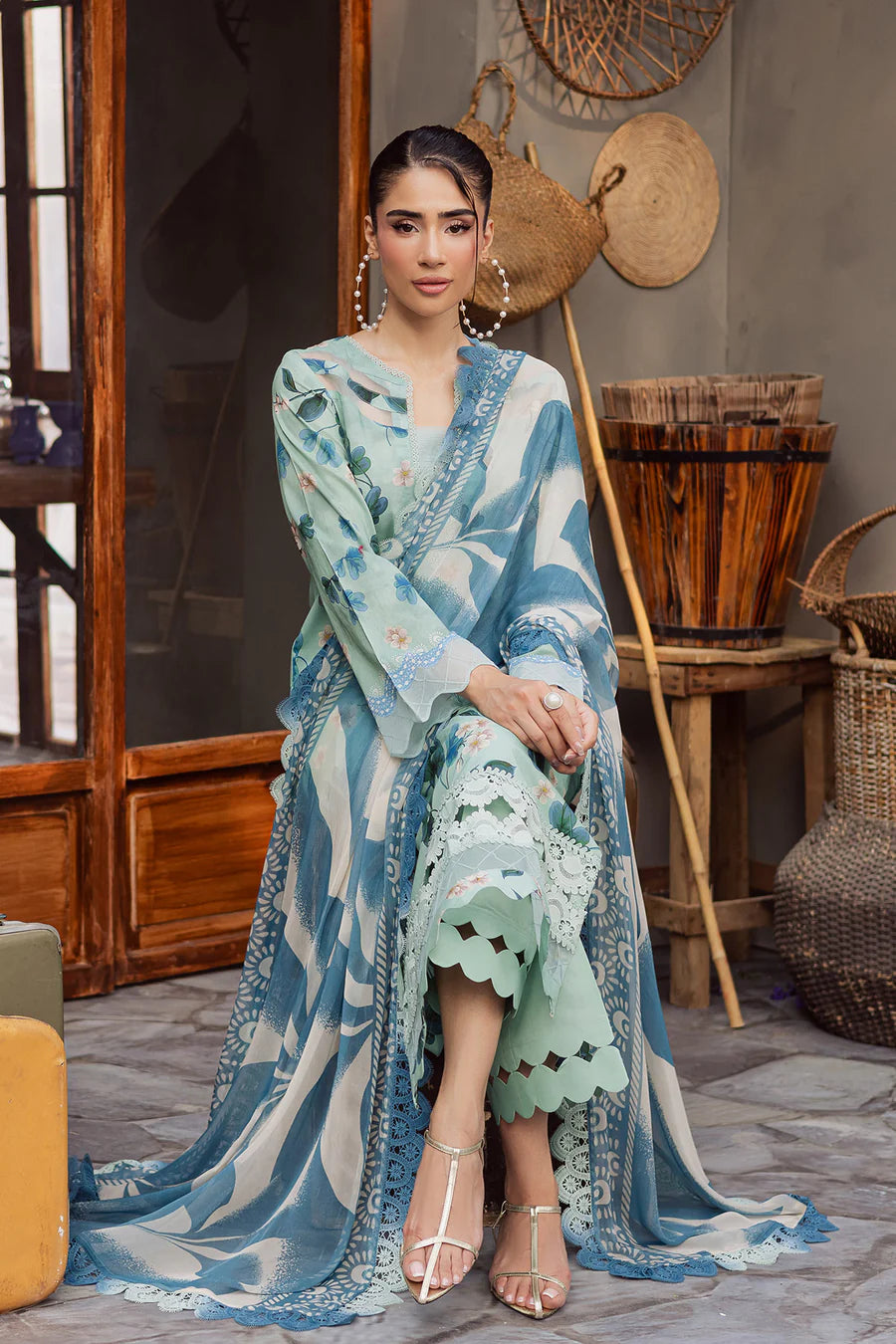 Signature Prints By Nurèh – Printed Lawn 3 Piece Unstitched Suit with Chiffon Dupatta (SP-161)