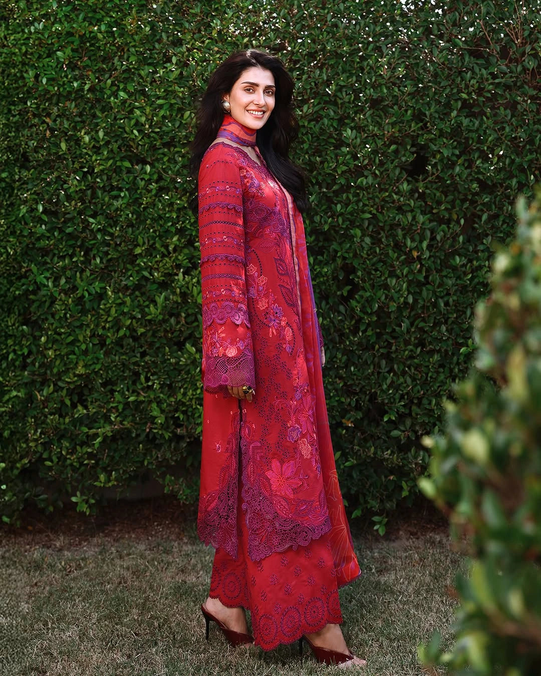 Mushq A Moi Luxury Lawn ’26 | Embroidered 3-Piece Unstitched Suit (Falling Petals)