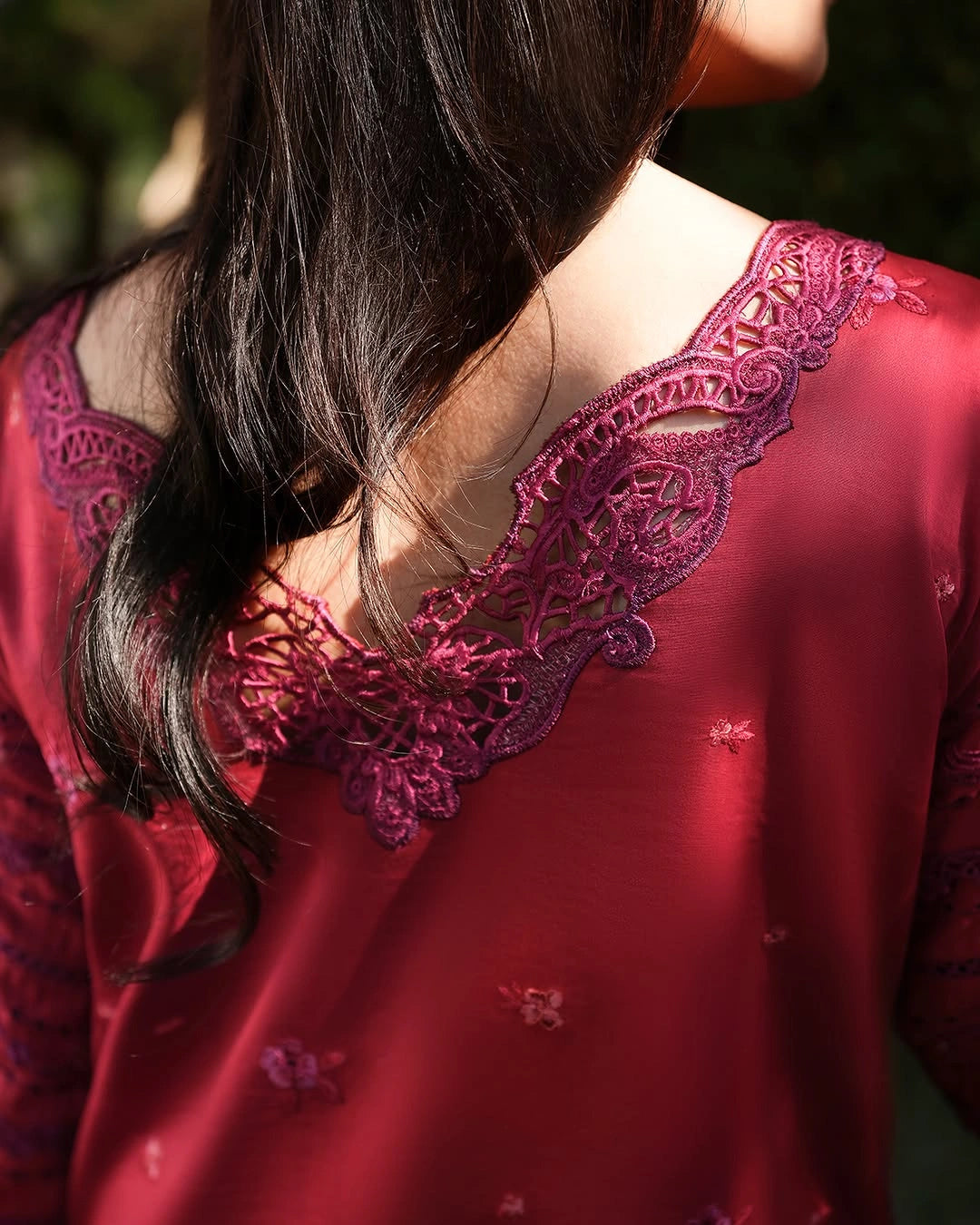 Mushq A Moi Luxury Lawn ’26 | Embroidered 3-Piece Unstitched Suit (Falling Petals)