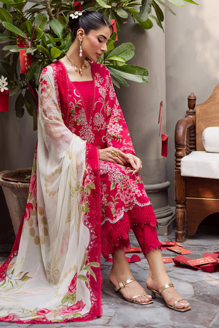 Signature Prints By Nurèh – Printed Lawn 3 Piece Unstitched Suit with Chiffon Dupatta (SP-160)