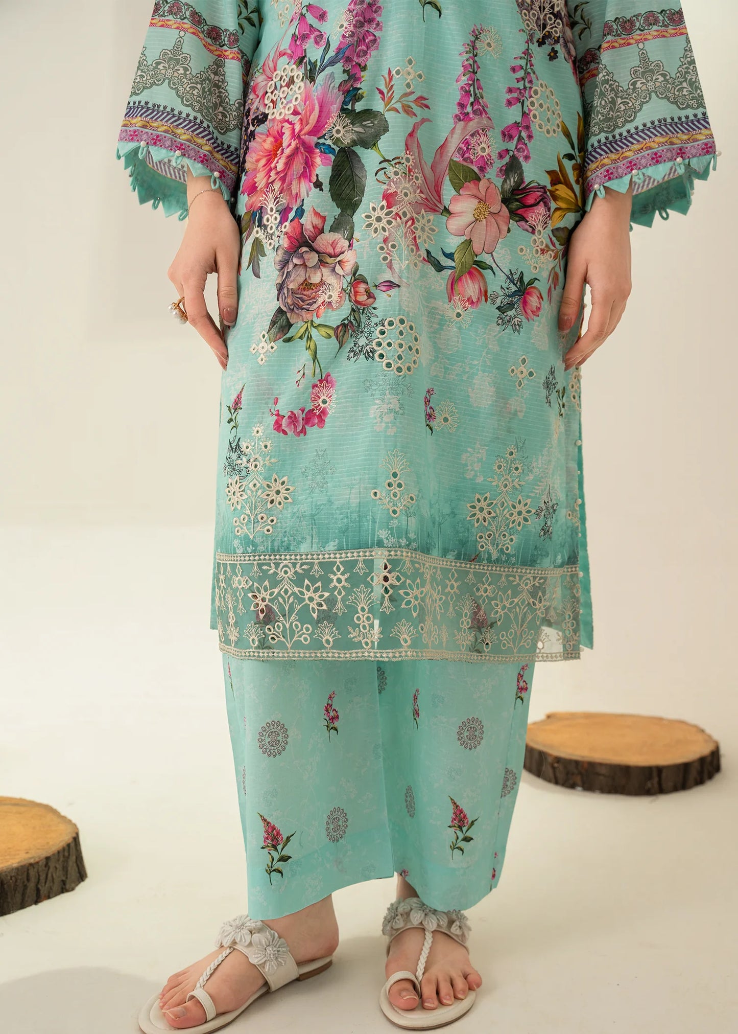 Amal Solace by Allys - Embroidered Chikankari 3 Piece Stitched Suit (DL – 07)