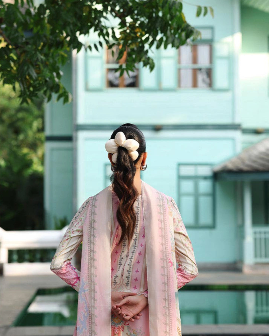 Qalamkar Qprints | Digital Printed Lawn Chikankari Embroidered  Suit | ELARA