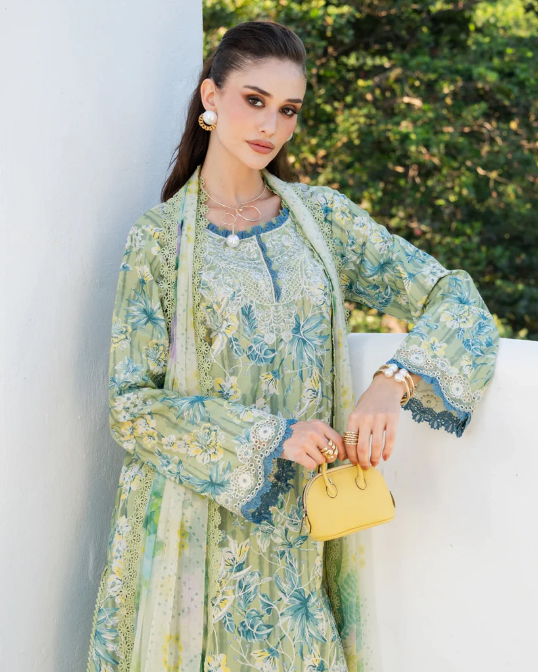 Aabyaan Shezlin Chikankari Lawn 2026 – Embroidered 3 Piece Suit (Unstitched) AZ-12