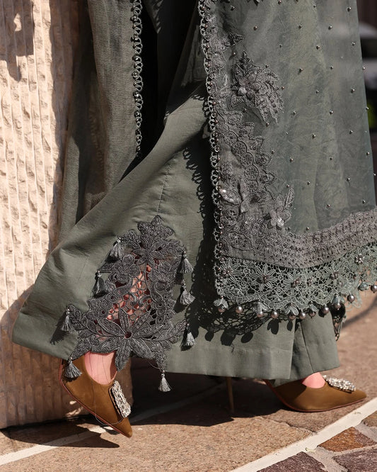 MARIA B LUXURY 3 Piece Embroidered Lawn Suit (Unstitched)