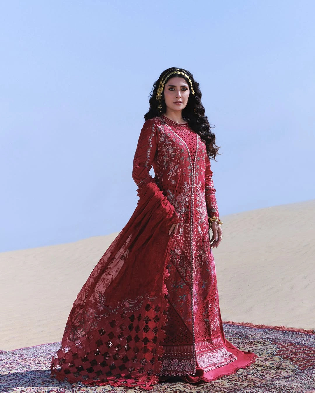 Nureh Aman – NE-04 | Luxury Chikankari & Laser-Cut Lawn 3-Piece Suit