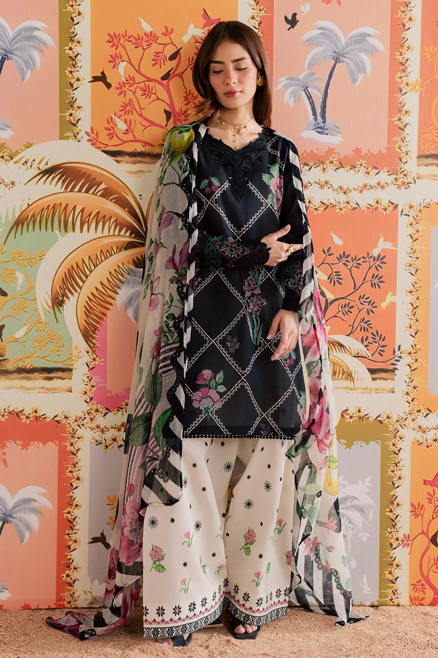 Nureh Embroidered & Printed Lawn paired Stitched 3 Piece Suit (NP-799)