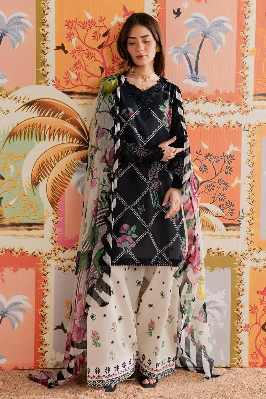 Nureh Embroidered & Printed Lawn paired Stitched 3 Piece Suit (NP-799)