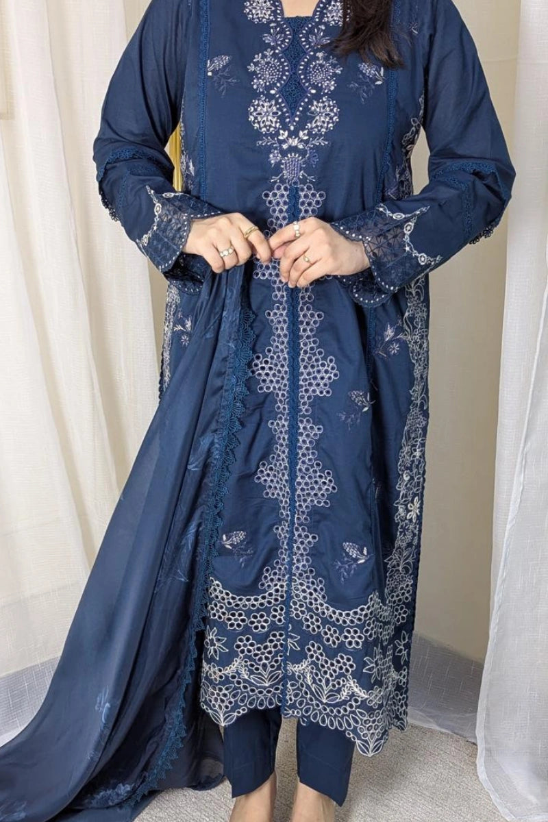 Iznik IFE-04 Festive 3-Piece Lawn | Embroidered & Printed Ready-to-Wear